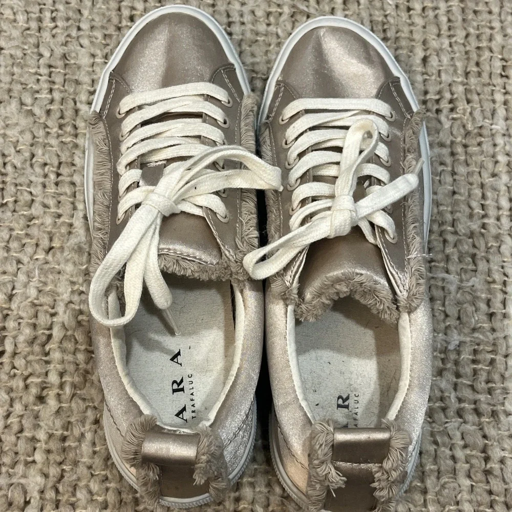 Zara Women's Satin Champagne‎ Platform Sneakers Fringe Size 38 US 7.5